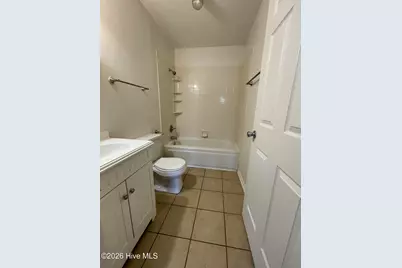 128 Cordell Circle, Jacksonville, NC 28540 - Photo 2