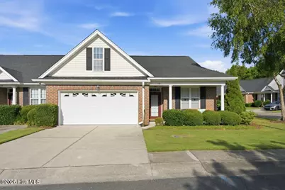 5006 Carleton Drive #Unit 113, Wilmington, NC 28403 - Photo 1