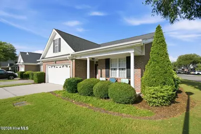 5006 Carleton Drive #Unit 113, Wilmington, NC 28403 - Photo 2
