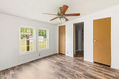 136 Driggers Drive, Hamlet, NC 28345 - Photo 18