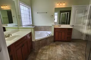 601 Creekway Cir SE, Bolivia, NC 28422 - Photo 8