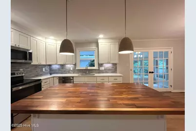 440 E Massachusetts Avenue, Southern Pines, NC 28387 - Photo 12