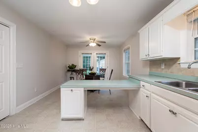 122 Laura Drive, New Bern, NC 28562 - Photo 16