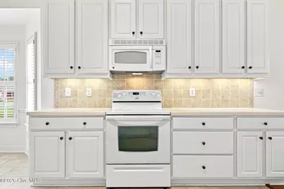 3408 Honeysuckle Drive, Winterville, NC 28590 - Photo 14