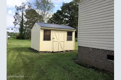 426 N Everett Street, Robersonville, NC 27871 - Photo 16