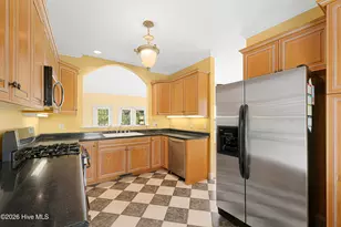 255 Oak Rd, Beaufort, NC 28516 - Photo 12