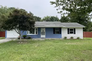 101 Palmetta Dr, Newport, NC 28570 - Photo 1