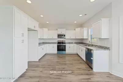 721 Regiment Road, Jacksonville, NC 28546 - Photo 8
