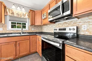 204 Stag Ct, Hubert, NC 28539 - Photo 10