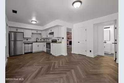 635 Myrtlewood Circle, Jacksonville, NC 28546 - Photo 6