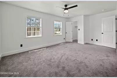 635 Myrtlewood Circle, Jacksonville, NC 28546 - Photo 12