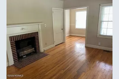 307 Hillcrest Drive, Greenville, NC 27834 - Photo 4