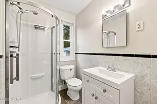 303 Banks St, Jacksonville, NC 28540 - Photo 18