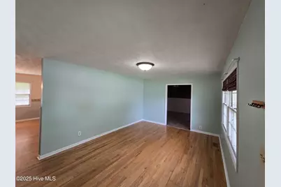 818 Williams Street, Jacksonville, NC 28540 - Photo 2