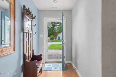 608 Brook Street, Morehead City, NC 28557 - Photo 4