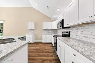 1301 Hunley Ct, Winterville, NC 28590 - Photo 10