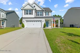 562 Transom Wy, Sneads Ferry, NC 28460 - Photo 1