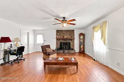 114 Wilbur Street, Tabor City, NC 28463 - Photo 6