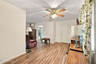 114 Wilbur St, Tabor City, NC 28463 - Photo 10