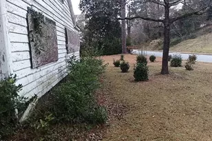 112 N Secrest St, Kinston, NC 28501 - Photo 12