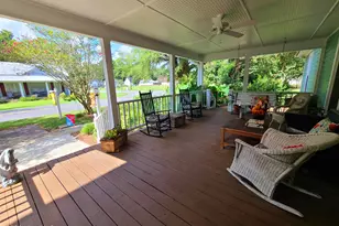 405 W Clinton St, Roseboro, NC 28382 - Photo 6