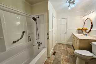 405 W Clinton St, Roseboro, NC 28382 - Photo 20