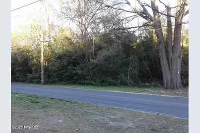 122-124 Earl Franklin Drive, Hamlet, NC 28345 - Photo 4