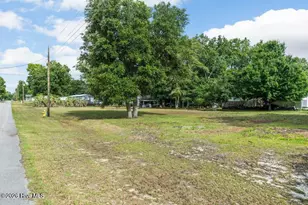 591 Beachview Dr SE, Bolivia, NC 28422 - Photo 1