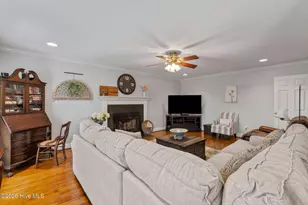 3246 Doug Dr, Kinston, NC 28504 - Photo 4