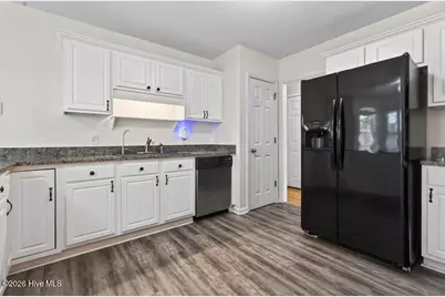 9818 N Olde Towne Wynd SE, Leland, NC 28451 - Photo 14