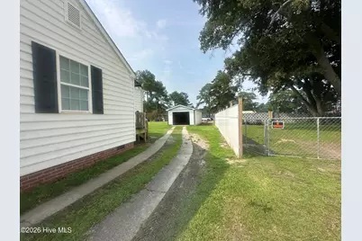 622 E Memorial Drive, Ahoskie, NC 27910 - Photo 6