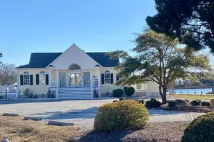 120 Lowery Ln, Swansboro, NC 28584 - Photo 6