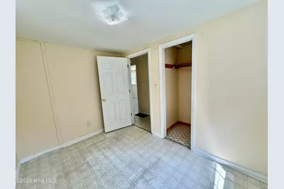 136 Floyd Pond Lane, Richlands, NC 28574 - Photo 16