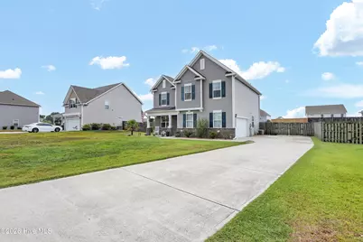 111 Colonial Heights Drive, Hampstead, NC 28443 - Photo 2