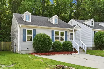 707 Varsity Drive, Wilmington, NC 28403 - Photo 2