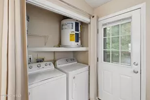 707 Varsity Dr, Wilmington, NC 28403 - Photo 16
