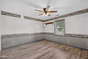 282 Riggs Rd, Hubert, NC 28539 - Photo 18