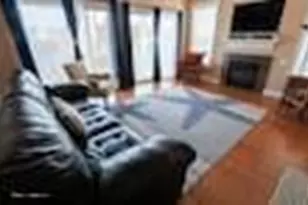 521 S 3rd Ave, Kure Beach, NC 28449 - Photo 4