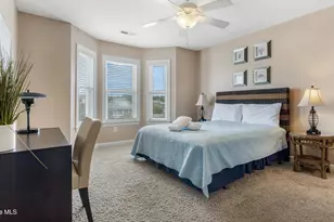 521 S 3rd Ave, Kure Beach, NC 28449 - Photo 38