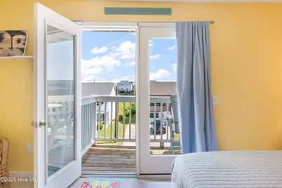 111 Florida Avenue #9, Carolina Beach, NC 28428 - Photo 4
