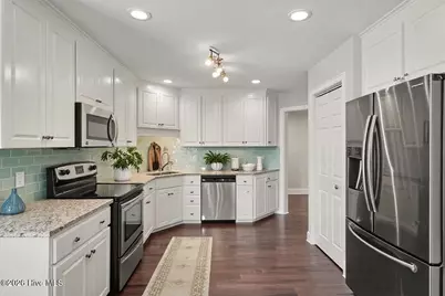 201 N Herring Street, Pine Level, NC 27568 - Photo 4