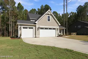 612 Gregory St, Carthage, NC 28327 - Photo 2