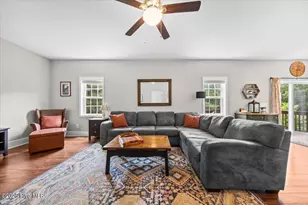 319 Savannah Garden Dr, Carthage, NC 28327 - Photo 10