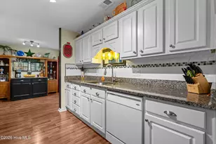23 Bayberry Cir, Carolina Shores, NC 28467 - Photo 10