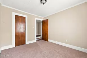 203 Fairview St, Williamston, NC 27892 - Photo 16
