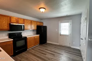 101 Bridgewood Dr, Jacksonville, NC 28546 - Photo 6