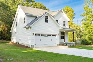 205 Cameron Ave, Vass, NC 28394 - Photo 2