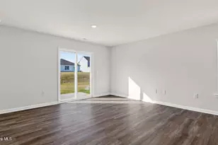 508 Chestnut Oak Dr, Sanford, NC 27332 - Photo 14