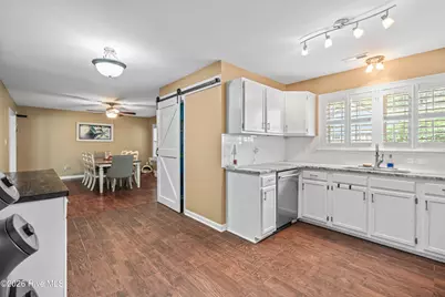 120 Silver Leaf Drive, Jacksonville, NC 28546 - Photo 6