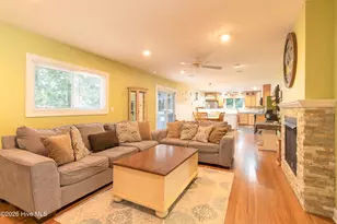 311 Country Club Dr, Edenton, NC 27932 - Photo 10